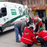 Accidente en el centro: los rayos solares causaron un choque que dejó dos heridos