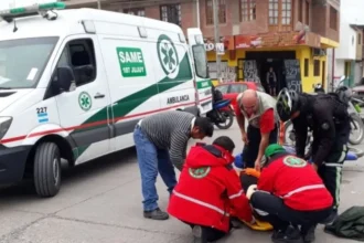 Accidente en el centro: los rayos solares causaron un choque que dejó dos heridos