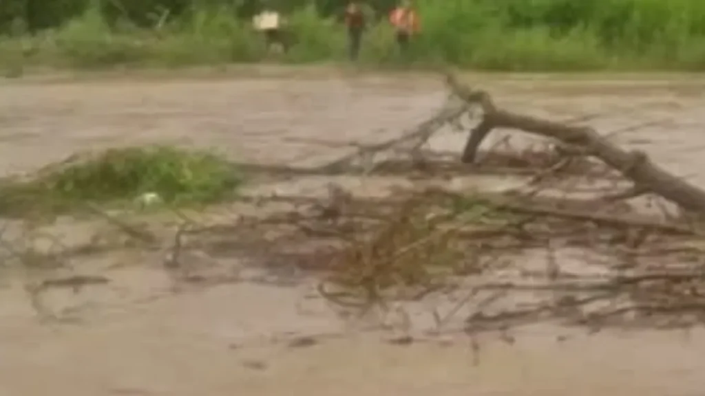 Tragedia en Rodeíto: joven fallece al rescatar menores en el río Lavayén