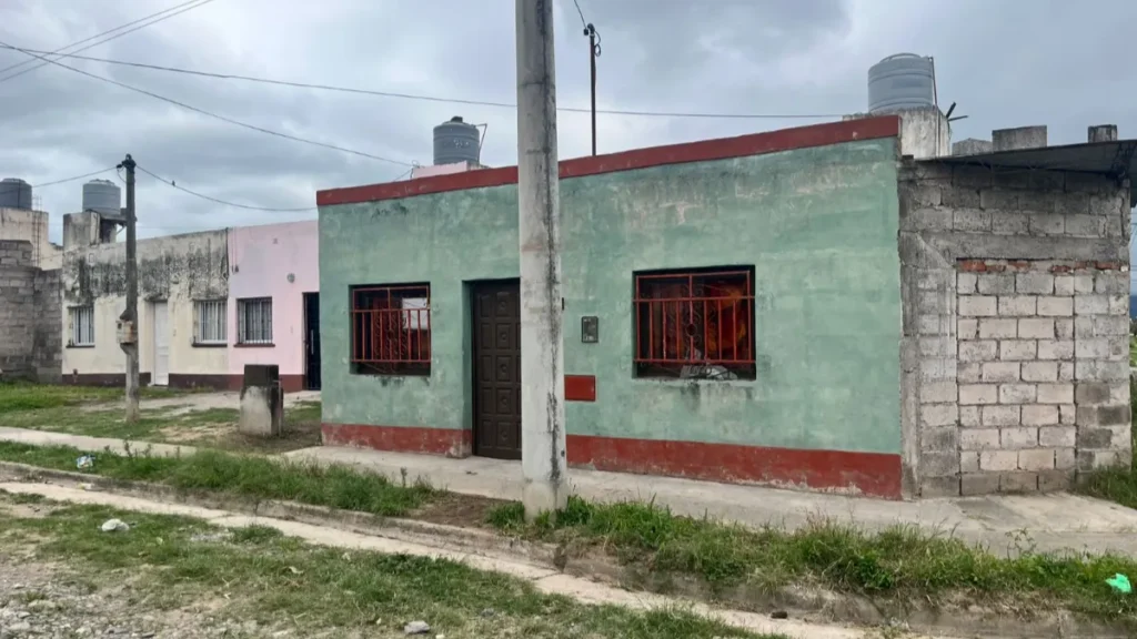 Intimidaciones y desalojo tras tragedia en fiesta no autorizada de Alto Comedero