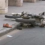 Violento choque entre motociclista y transeúnte en Monterrico deja dos heridos