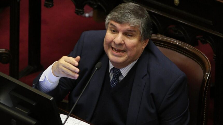 Tensión en el Senado: Bullrich y Mayans protagonizan cruce político