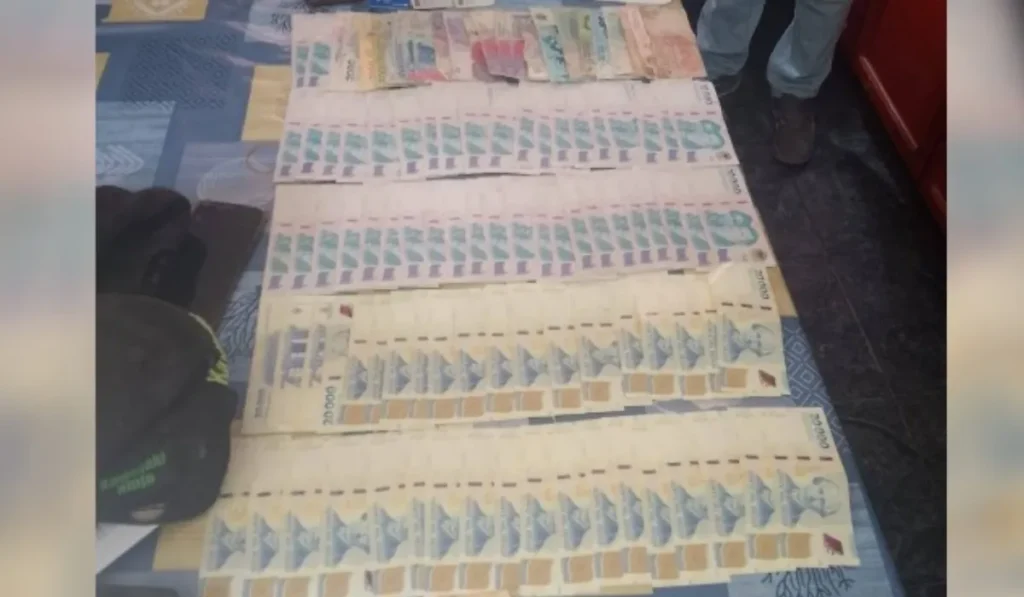 Operativo policial en El Carmen: capturan sospechoso y recuperan más de 1,3 millones
