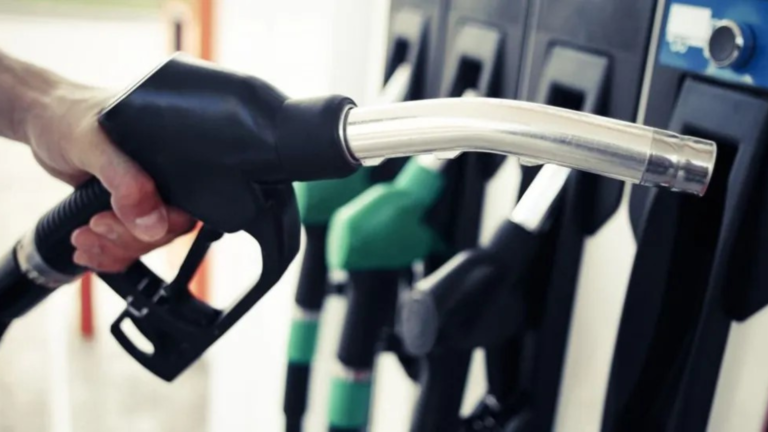 Combustibles: Qué debes saber sobre los cierres nocturnos en Navidad y Año Nuevo