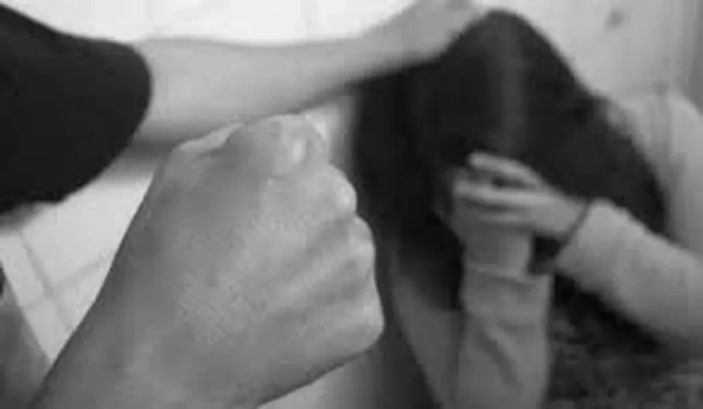 Brutal ataque en San Martín: agredió a su compañera y luego se autoagredió