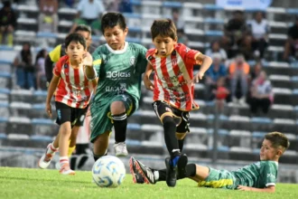 Gimnasia cerró su torneo infantil recordando a Manuel Guerrero