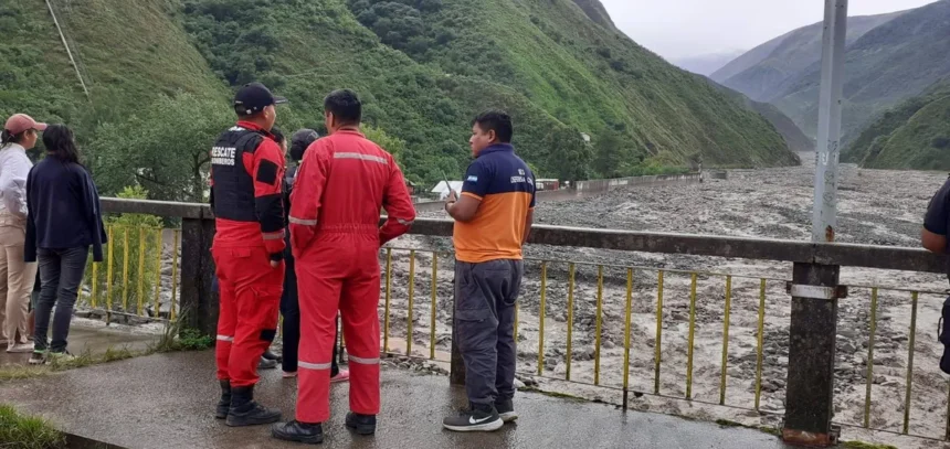 Lluvias torrenciales generan desborde del Río Grande: dos operativos de rescate