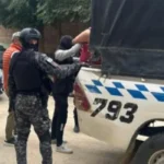 Capturan a sujeto que intimidó a su compañera con revólver en San Pedro