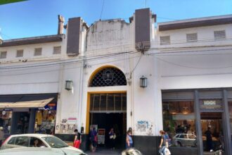 Transporte público limitado en San Salvador durante las festividades navideñas