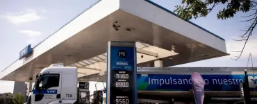 Combustibles: nuevos aumentos en diciembre superan el 4%