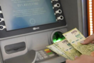 Bono estatal: Depositaron segunda cuota a empleados públicos