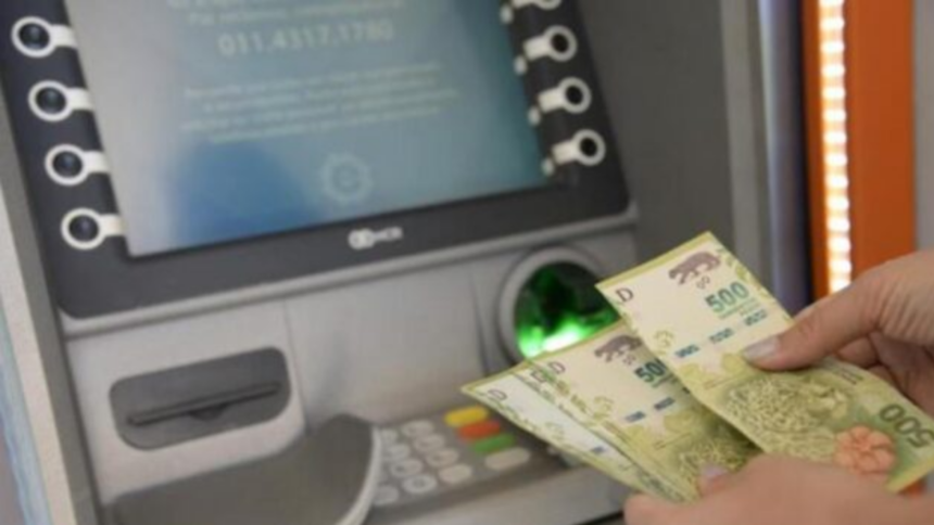 Bono estatal: Depositaron segunda cuota a empleados públicos