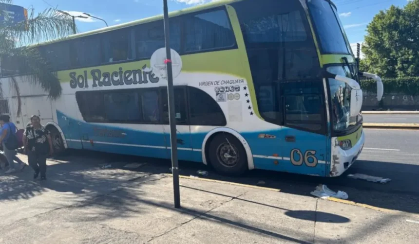 Detienen dos colectivos ilegales rumbo a Jujuy