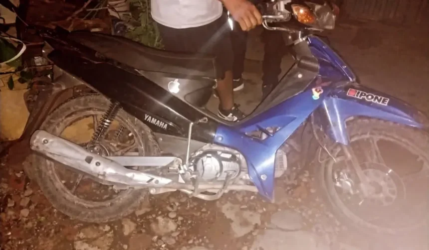 Motocicleta robada hallada en Perico tras operativo policial