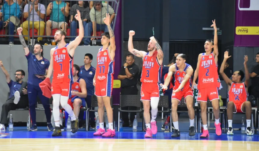 Básquet: Jujuy logra remontada épica ante Comunicaciones