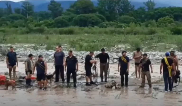 Operario de Omega rescatado en aguas del Río Grande