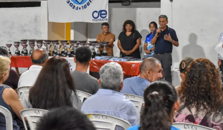 Voleibol jujeño celebró su cierre de temporada con reconocimientos