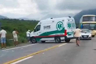 Motociclista en terapia intensiva tras accidente en Yuto