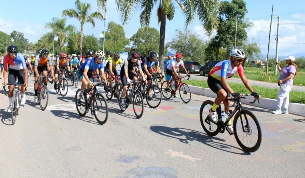 Ciclismo: Palpalá fue escenario de la primera competencia