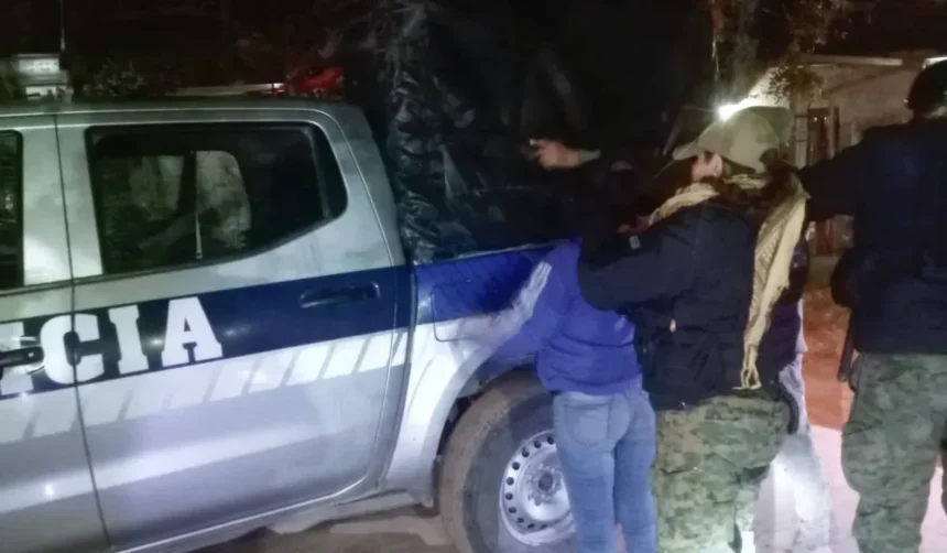 Captura en El Chingo: comunidad se opone a detención