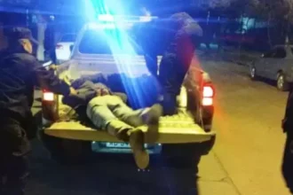 Libertador armados: detienen a 2 personas merodeando casas