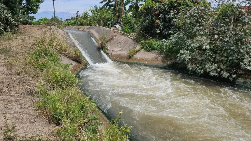 Hallan un cuerpo sin vida en el polémico canal de riego de Perico