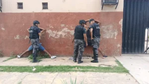 Capturan a dos hombres tras enfrentamiento con armas en Libertador