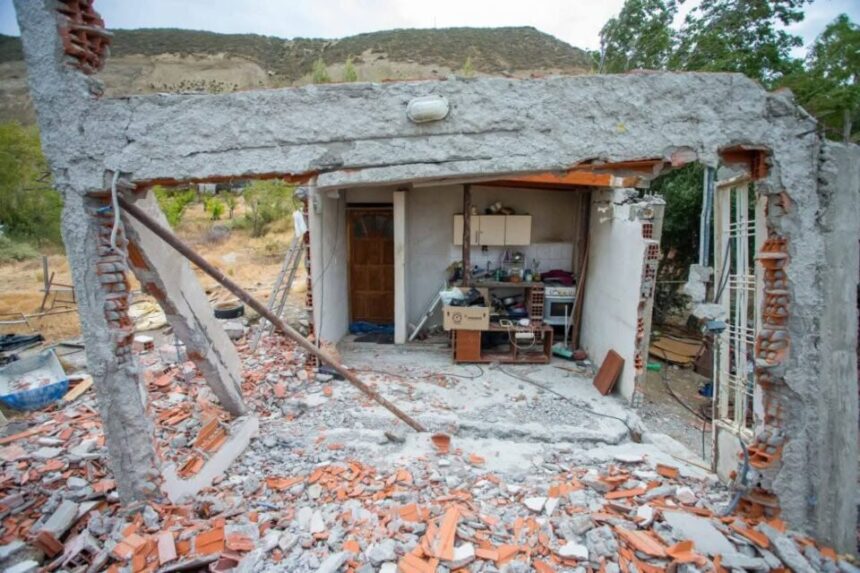 Desastre en Chubut: Evacuación masiva por derrumbe