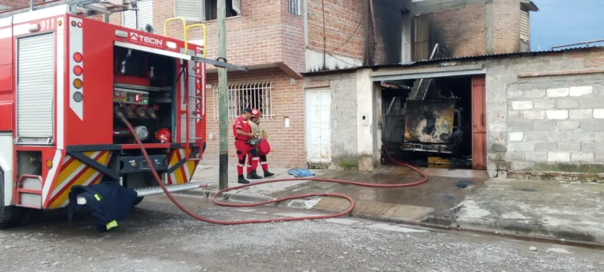 Incendio en San Martín: mujer herida y mascota fallecida