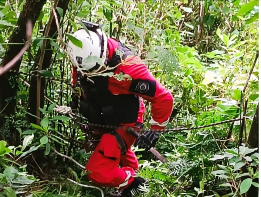 Operativo de rescate en Reyes: bomberos salvan vidas