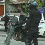 Capturan a dos individuos en Cuyaya con arma blanca