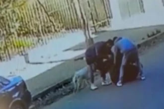 Brutal asalto a joven Libertador: lo golpearon y quisieron ahogarlo