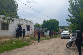 Joven herida en apuñalamiento San Pedro durante riña familiar