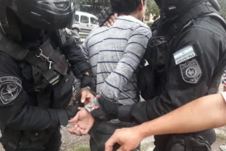 Agresión Barrio Malvinas: detienen a hombre por golpear
