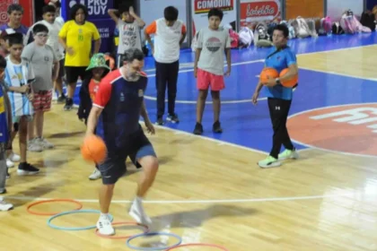 Niños viven experiencia profesional en básquet infantil Jujuy