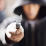 Joven detenido por robo con arma blanca a menor en Alto Comedero