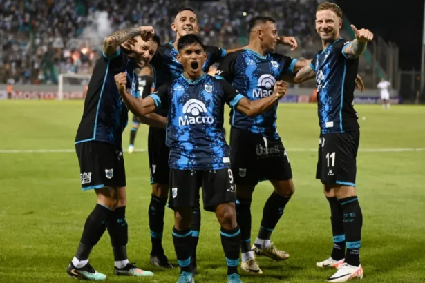 Un Gimnasia copado hizo delirar a su gente en Salta