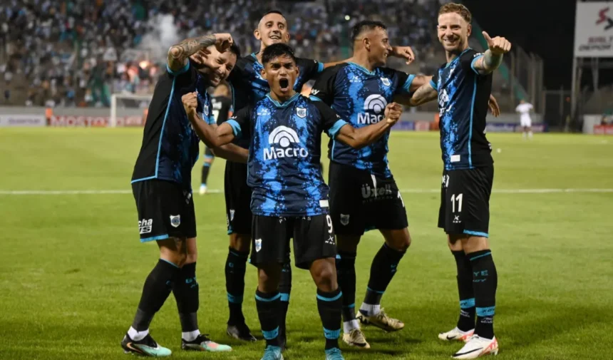 Un Gimnasia copado hizo delirar a su gente en Salta