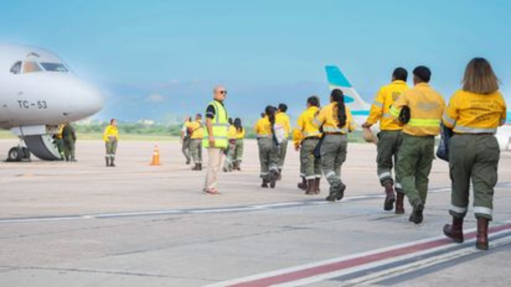 Nuevos brigadistas de Jujuy parten a Chubut para controlar incendios