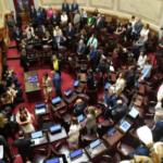 El Senado aprueba reforma laboral con 42 votos y envía proyecto a Diputados