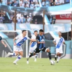 Gimnasia logra su primer triunfo en casa con victoria contundente