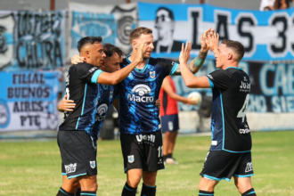 El Lobo norteno arranca con victoria en la Primera Nacional