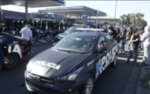 Tensión en Santa Fe por reclamos de la policía