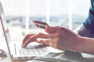 Familias argentinas luchan con deudas: crece la crisis de moras en créditos