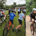 Competidores de MTB desafiaron la lluvia en Tilquiza con intensidad