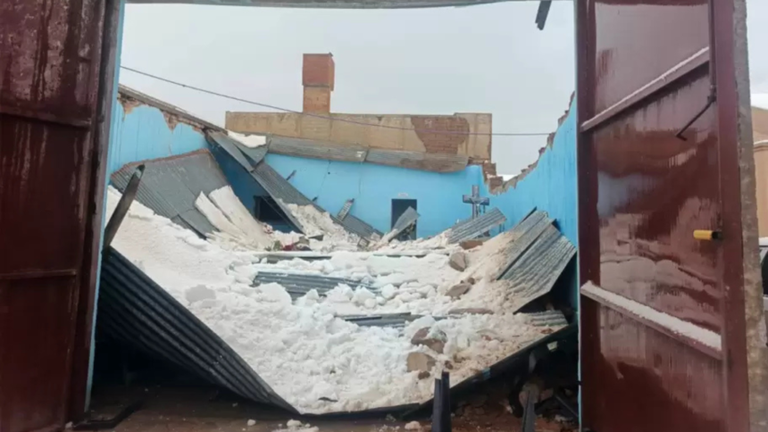Temporal de granizo destruye salón en Abra Pampa durante ceremonia fúnebre