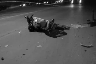 Accidente grave en Perico: pareja requiere internación tras colisión