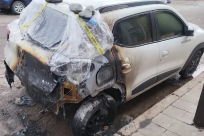 Ataque vandálico: incendio vehicular Palpalá deja pérdidas totales