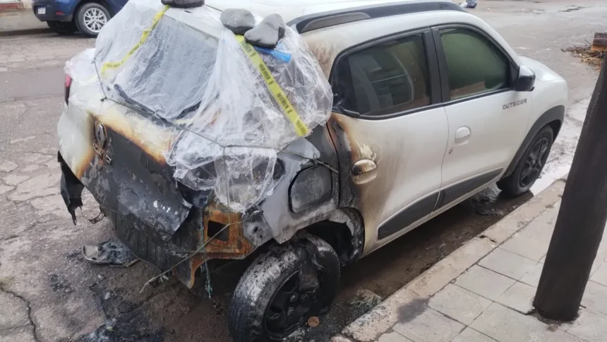 Ataque vandálico: incendio vehicular Palpalá deja pérdidas totales