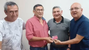 Miguel Maidana recibió distinción de Socio Vitalicio en Gorriti